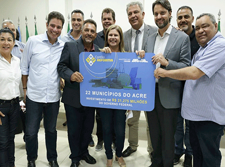 050718-politica-gladsoncameli-assessoriaparlamentar