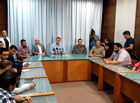 120718-politica-coletivagovernador-adailsonoliveira