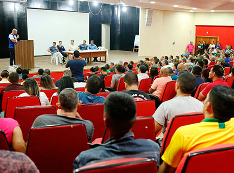 140918-politica-gladsoncameli-assessoriadocandidato