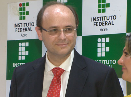 240918-politica-ministroeducacao-tvgazeta