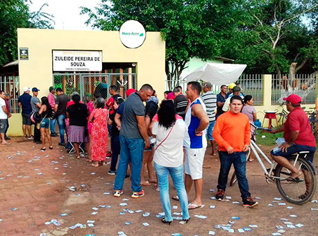 071018-politica-votacaovilaacre-cleriston