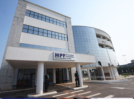 141218-politica-fachadampf-jornalatribuna