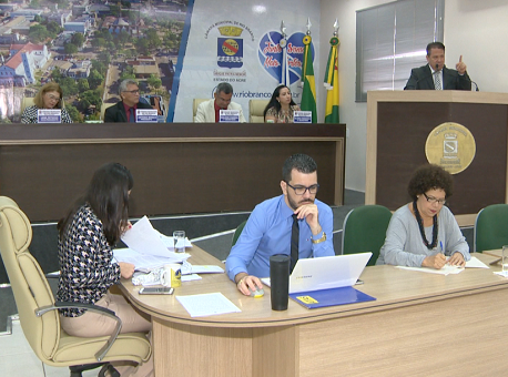 140219-politica-camara-vereadores-escolas