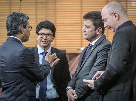 100419-visita-gov-aleac