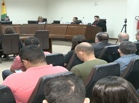 100619-politica-julgamento-deputados