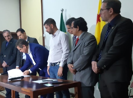 130619-politica-lei-fichalimpa