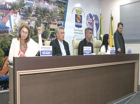 100719-POLITICA-emprestimo