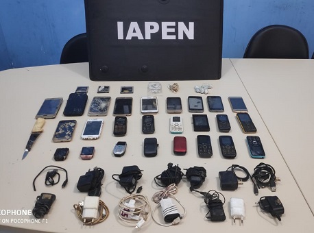 040919-celulares-paredes-presidio