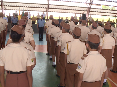 17-10-19 ESCOLAS CÍVICO MILITARES