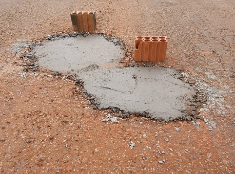 073020-buracos-canaa-cimento