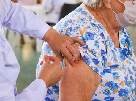 22-03-21 prefeitura-desmente-noticía-sobre-vacinação-de-idosos