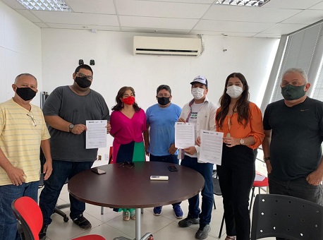 10-06-21-Jornalistas pedem inclusão em grupo prioritario