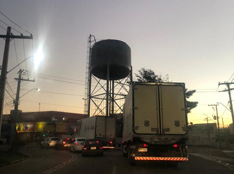 14-06-21-caixa-dagua