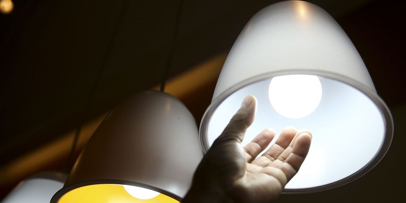 Aneel: bandeira tarifária de agosto se manterá vermelha