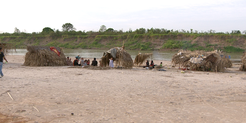 Indígenas têm cartões de benefícios retidos por comerciantes