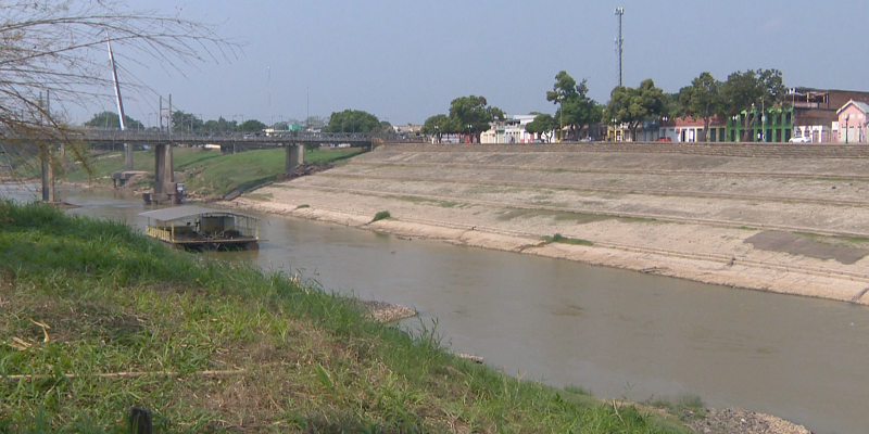 Falta de água faz Prefeitura de Rio Branco contratar carros-pipas