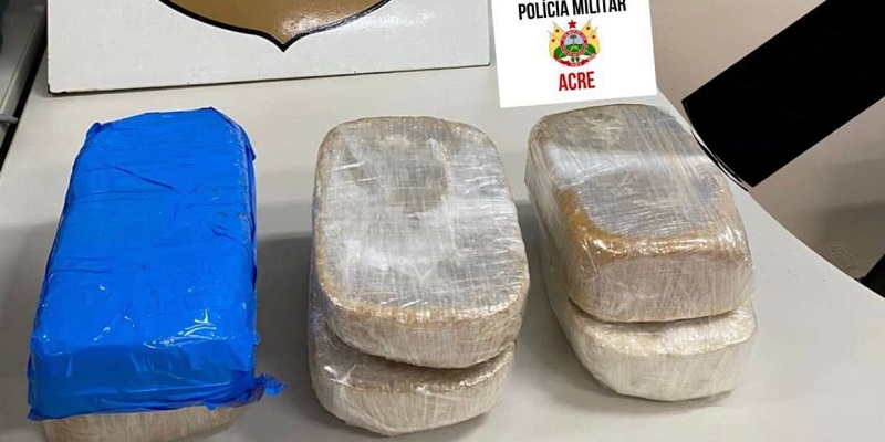 Homem é preso em flagrante com 6 kg de pasta base em Brasiléia