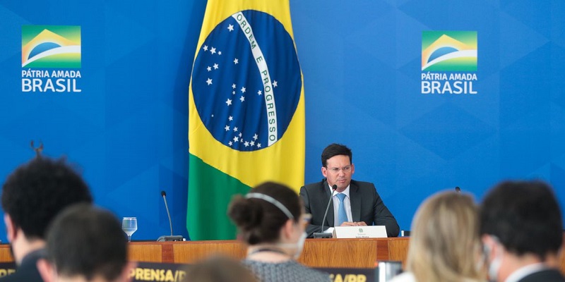 Auxílio Brasil terá reajuste de 20% em relação ao Bolsa Família