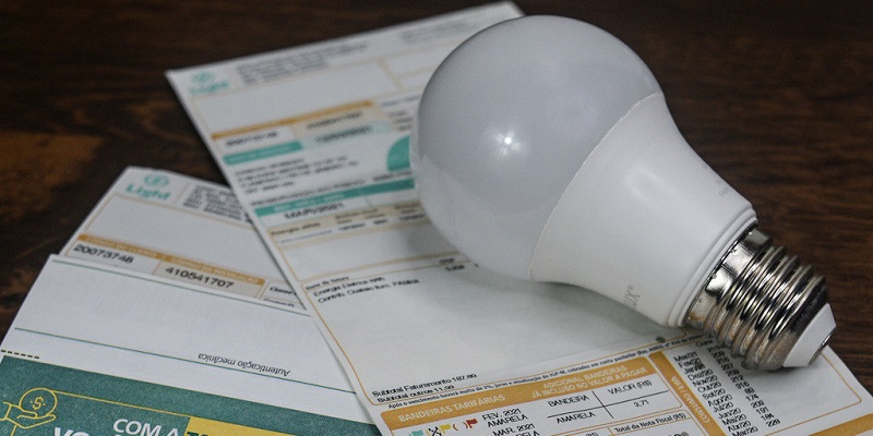 Aneel aprova reajustes nas tarifas de energia do Acre e de Rondônia