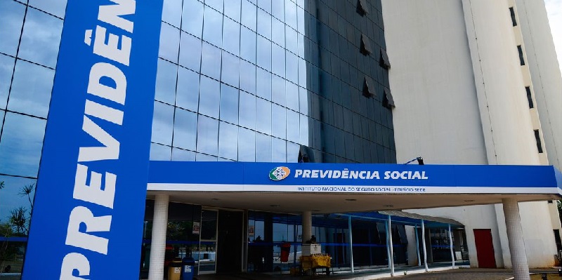 Prova de vida do INSS volta a ser exigida em 2022; entenda