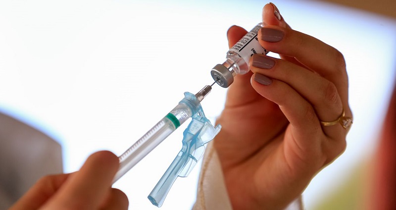 4° dose da vacina contra covid-19 começa a ser aplicada em Rio Branco