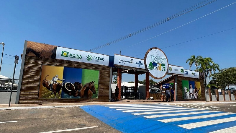 Tiro causa tumulto e confusão na Expoacre 2022 na noite desta sexta-feira