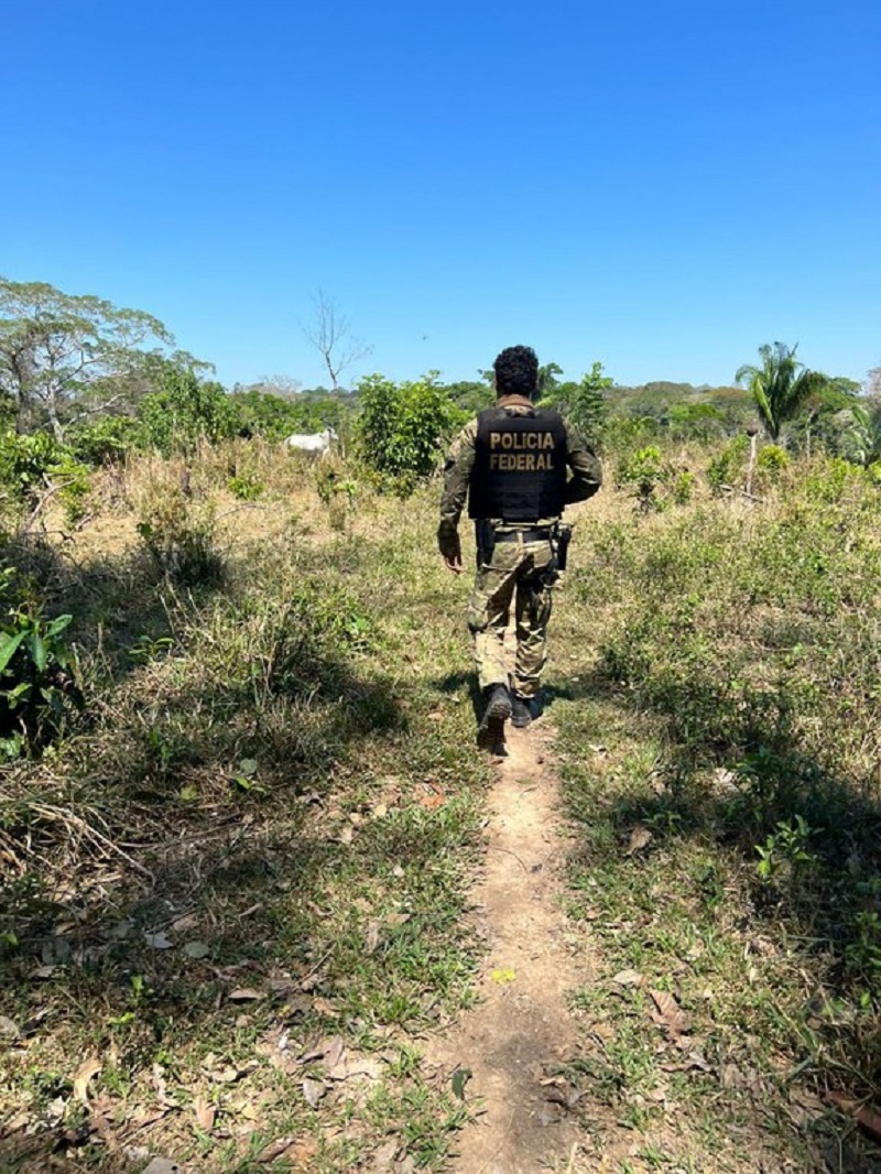 Polícia Federal prende homem em posse ilegal de arma em Epitaciolândia