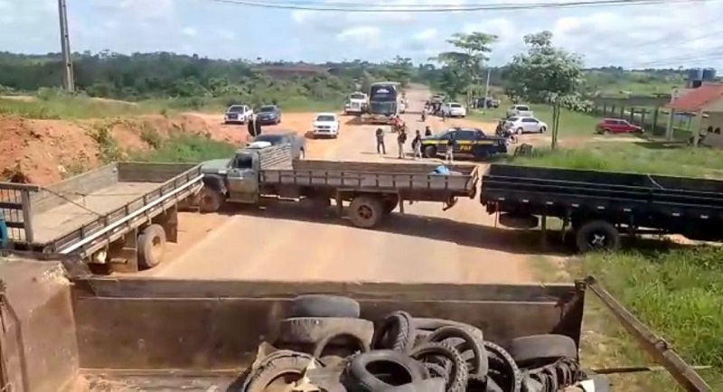 MPF requisita atuação urgente da PF e PRF para desobstrução da BR-364 e BR-317 no Acre