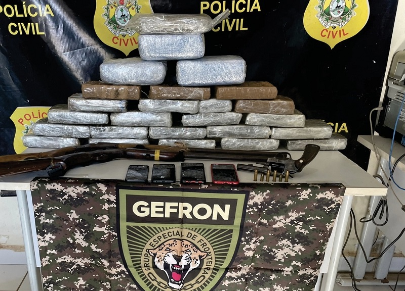 Homem é preso com 25 kg de maconha escondida em embarcações em Ponta do Abunã