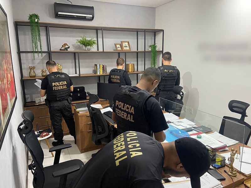 Advogados são investigados por troca de informações entre membros de facções no Acre