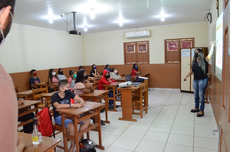 Centro de Línguas abre edital para inscrições no 1º semestre de 2023