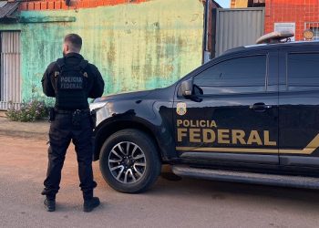 Operação policial cumpre 16 mandados judiciais contra integrantes de facção criminosa em Rio Branco