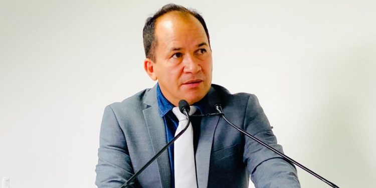 Vereador de Rio Branco viaja para capacitação em Porto Alegre; mais de R$ 5 mil em diárias