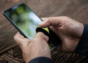 Defensoria Pública alerta sobre aumento de casos de golpes por aplicativos de mensagens e ligações