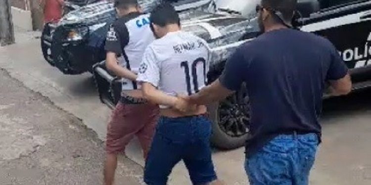Dupla é presa acusada de homicídio no bairro Eldorado, em Rio Branco