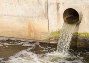 Mais da metade dos domicílios acreanos não possui rede de esgoto, segundo pesquisa do IBGE