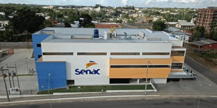 Senac abre mais de mil vagas em cursos gratuitos no Acre; saiba como se inscrever