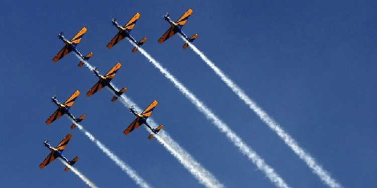 Apresentação de aeronaves da Esquadrilha da Fumaça vai ser realizada nesta  quinta-feira em Rio Branco