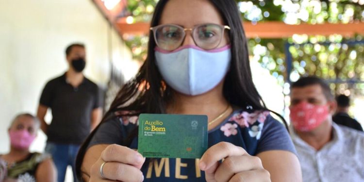 Governo publica decreto com requisitos do Programa Auxílio do Bem para as famílias desabrigadas pela enchente