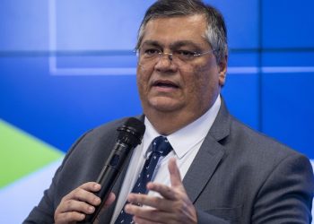 Após rebelião em presídio de Rio Branco, Gladson pede apoio do Ministro da Justiça