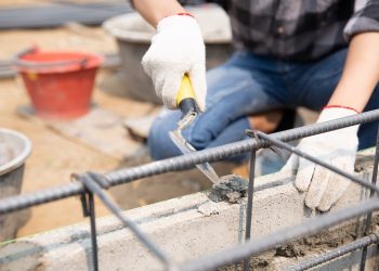 Açougueiro, manobrista, pedreiro: confira os cargos disponíveis no Sine nesta segunda-feira