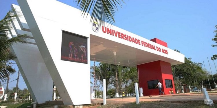 Ministério Público Federal alega que bônus regional da Ufac é legal