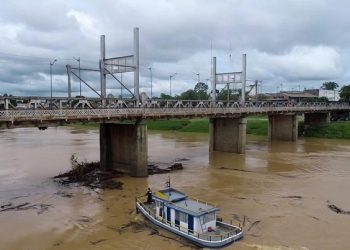 Após quase um mês de interdição, obras na ponte Metálica ainda não foram iniciadas