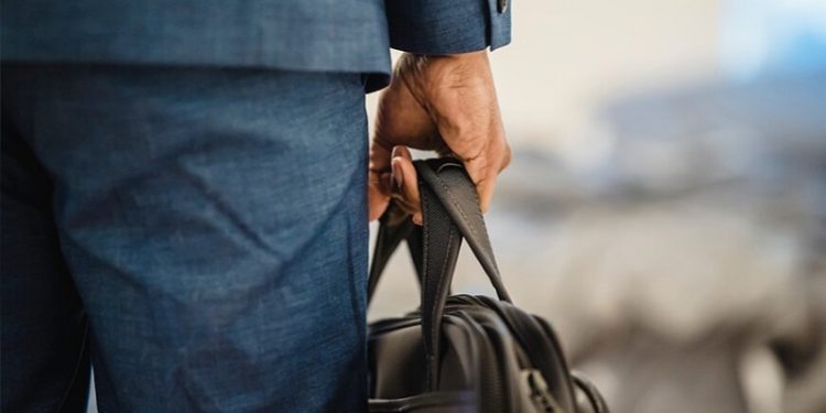 Governo do Acre pode demitir mais de 2 mil servidores para manter equilíbrio fiscal