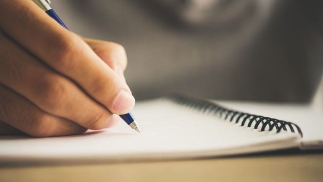 Saiba como evitar vícios de linguagem na escrita