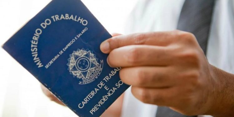 “Impacto gigantesco na economia local”, diz especialista sobre cortes de gastos no Acre