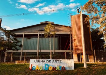 Governo abre mais de 100 vagas para cursos gratuitos em artes visuais e teatro em Rio Branco