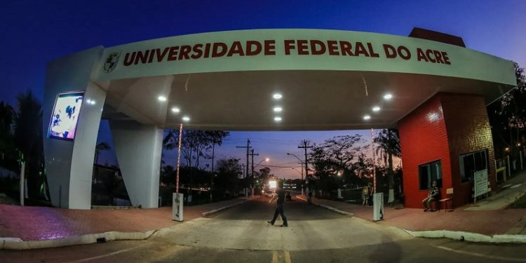 Mestrado profissional em Filosofia oferta vagas para Ufac; veja data de inscrição