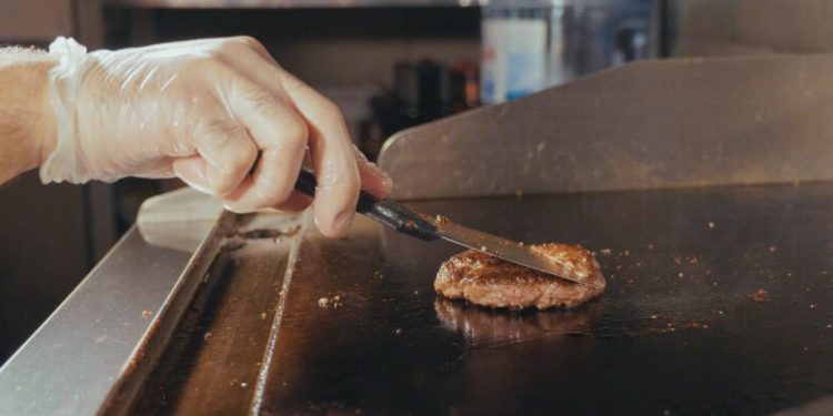 Confira 97 oportunidades de emprego ofertadas pelo Sine Acre nesta terça-feira