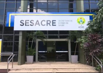 Sesacre notifica empresa Red Pontes por atraso no pagamento e falta de EPls em Rio Branco